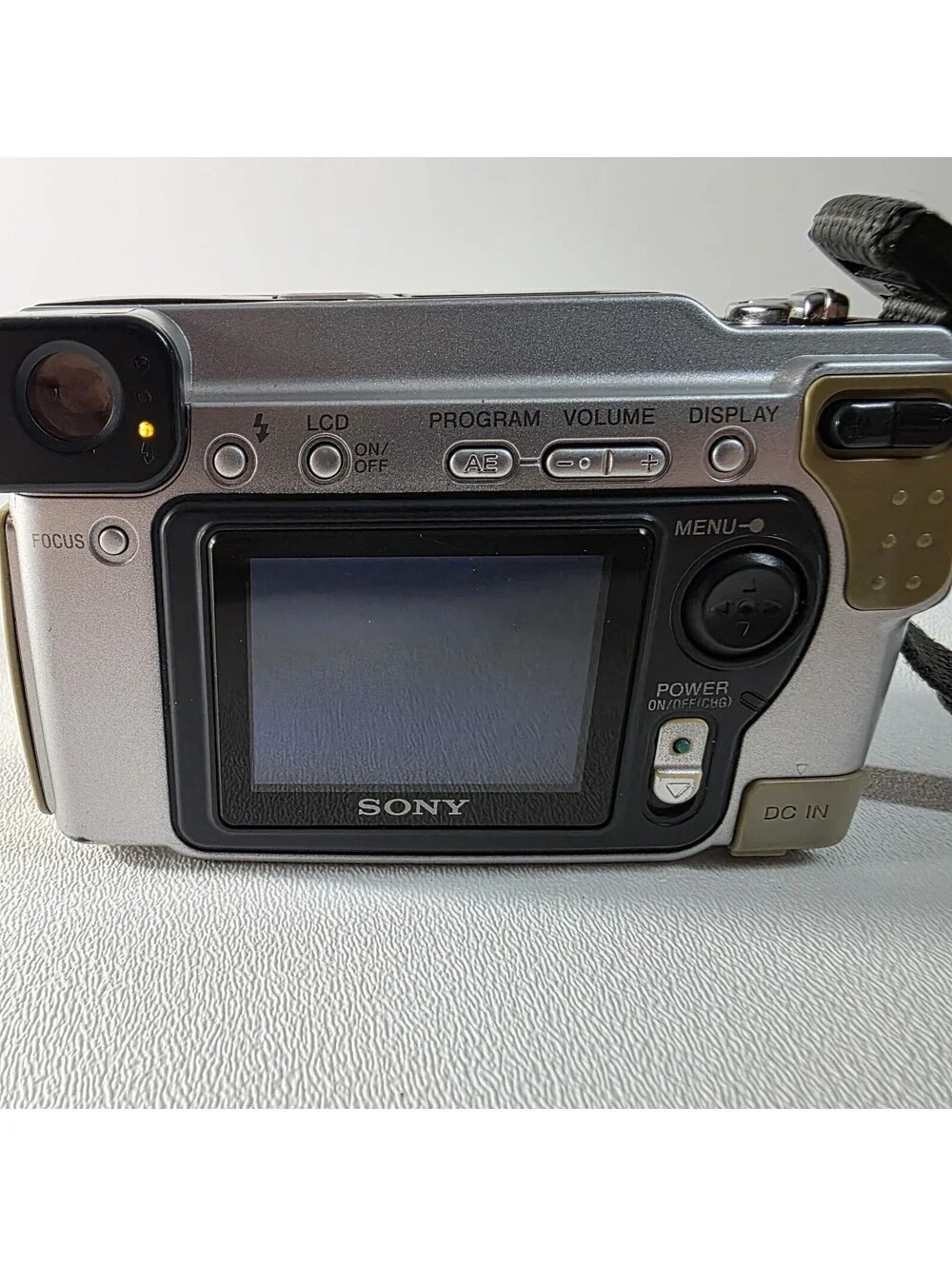 Sony Cyber-Shot DSC-S70 Digital Camera 3.3MP Tested Working